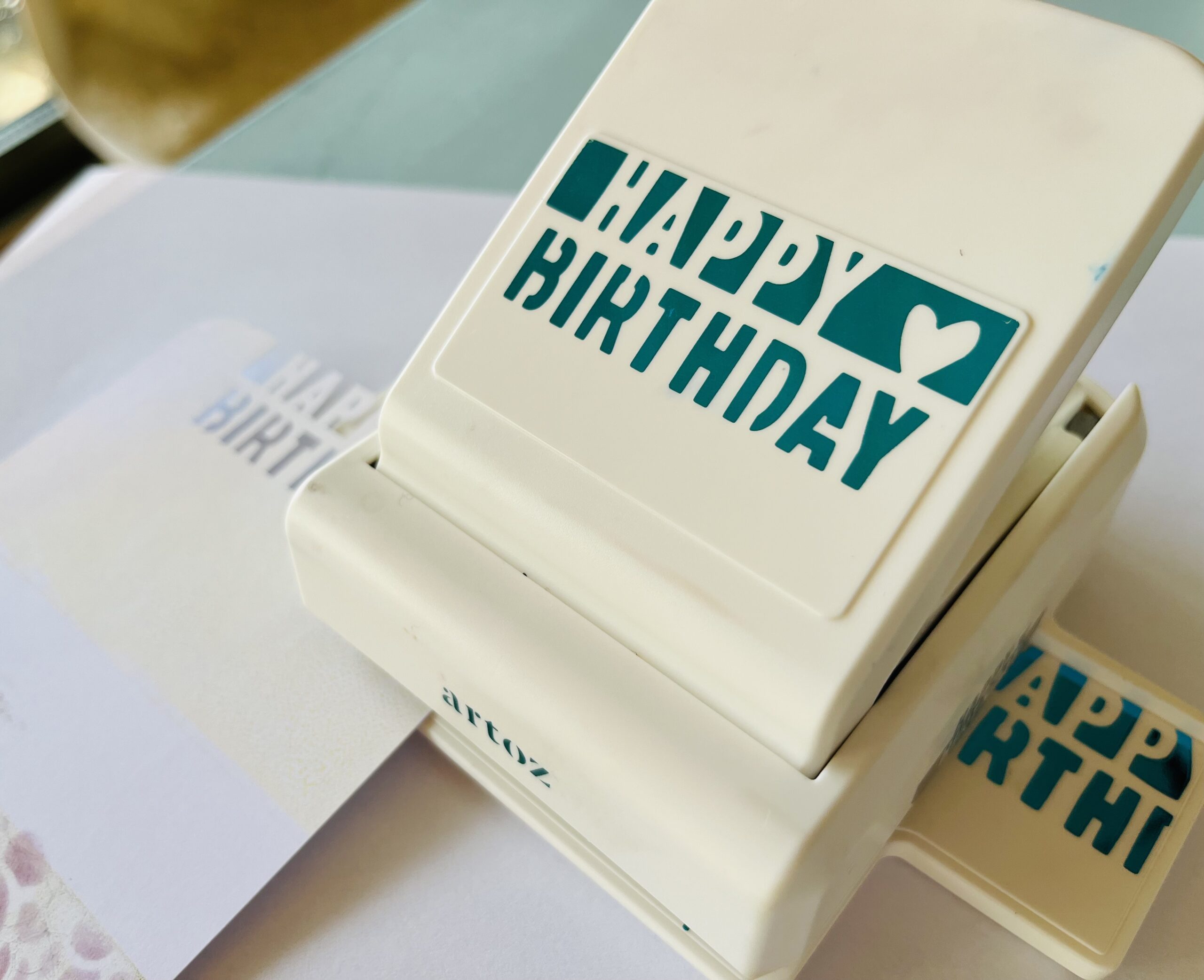 Bordüren Stanzer Happy Birthday & Merry Christmas